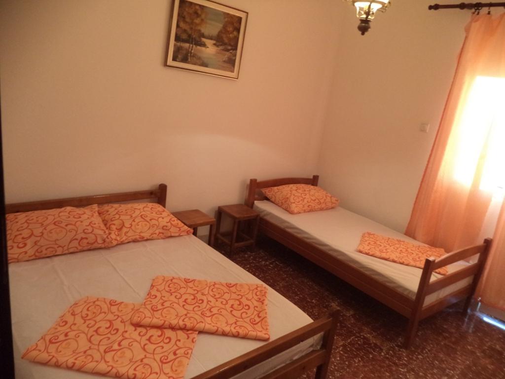 Vito Apartments Sutomore Room photo