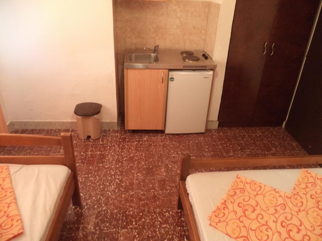 Vito Apartments Sutomore Room photo